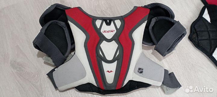 Нагрудник хоккейный