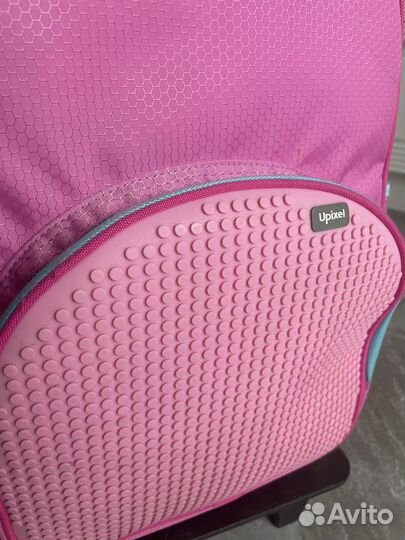 Рюкзак на колесиках