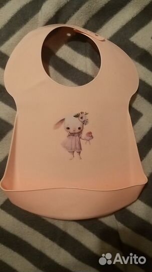 Слюнявчик нагрудник бесплатно