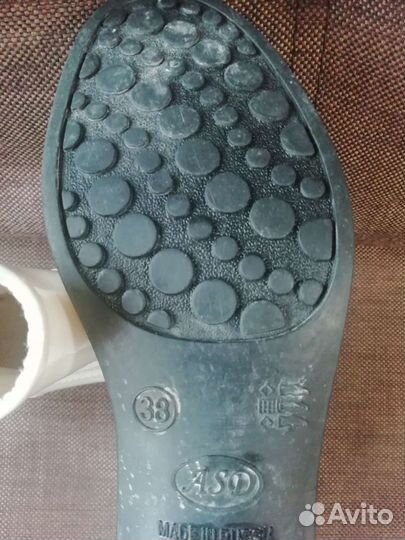 Резиновые сапожки женские пвх