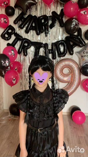 Парик уэнсдей