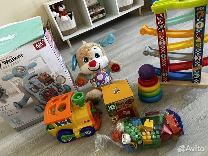Развивающие игрушки пакетом