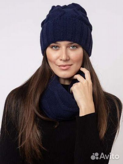 Комплект шапка и снуд женский