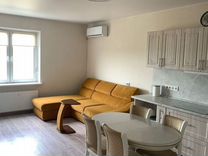 2-к. квартира, 70 м², 6/17 эт.