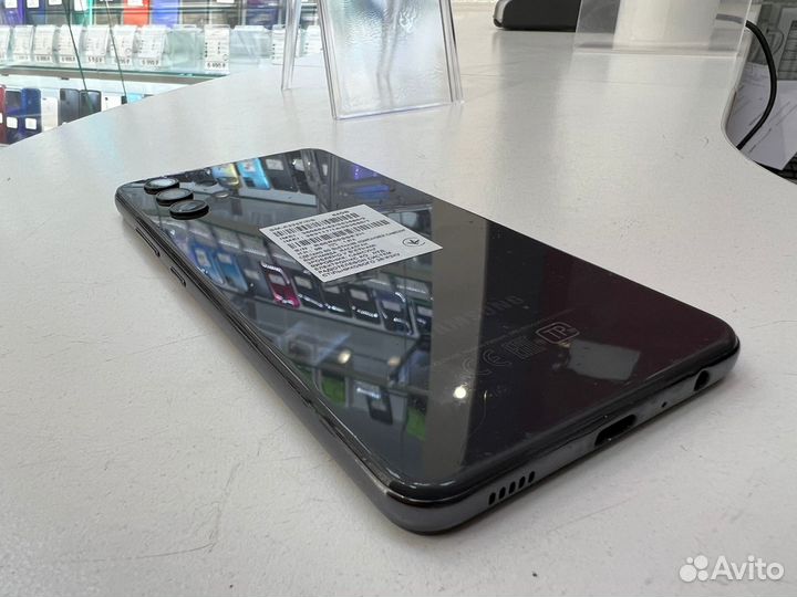 Samsung Galaxy A32, 4/64 ГБ