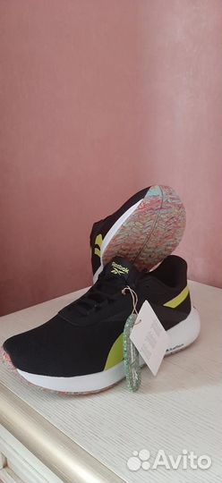 Кроссовки reebok