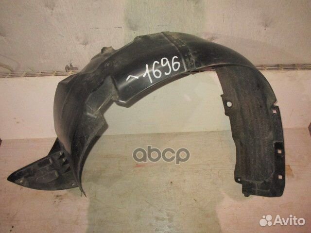 Подкрылок передний левый Hyundai Solaris 2010