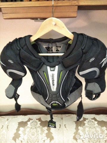 Нагрудник хоккейный