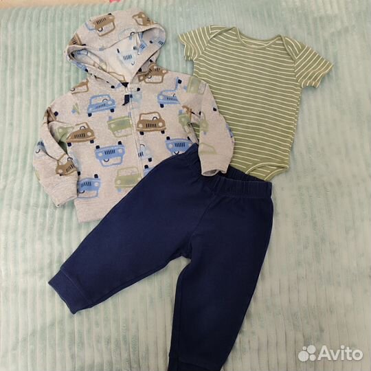 Carters костюм + боди для мальчика 12 мес