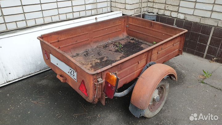 Прицеп на легковой автомобиль