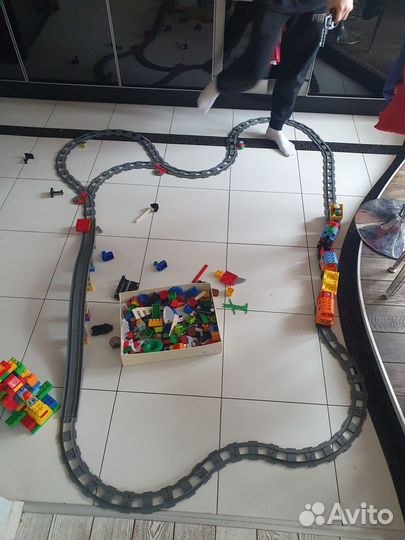 Лего паровоза lego duplo, могу разбить на 2 набора