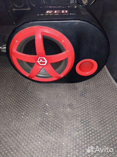 Продаю активный сабвуфер Ural Huricane