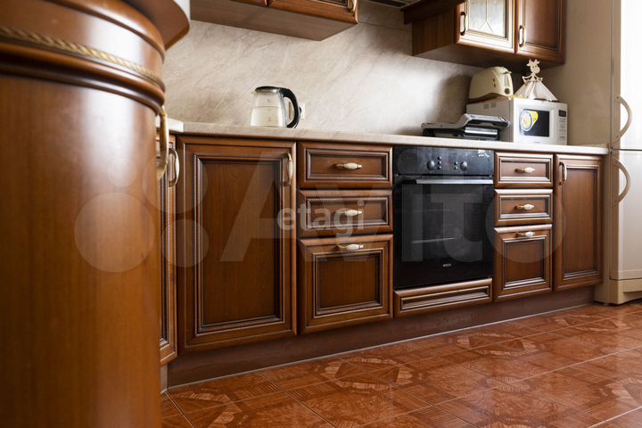 3-к. квартира, 90,7 м², 4/10 эт.