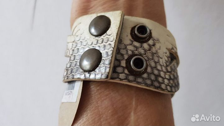 Браслет из кожи морской змеи