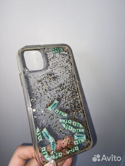 Чехол для iPhone 11 с плавающими блестками
