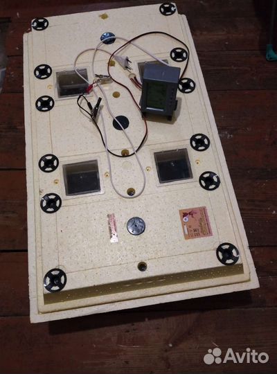 Инкубатор золушка на 98яиц