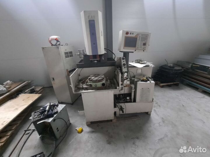 Электроэрозионный станок бу mitsubishi EA8