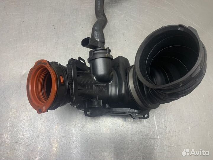 Патрубок воздушного фильтра Mercedes Glc X253