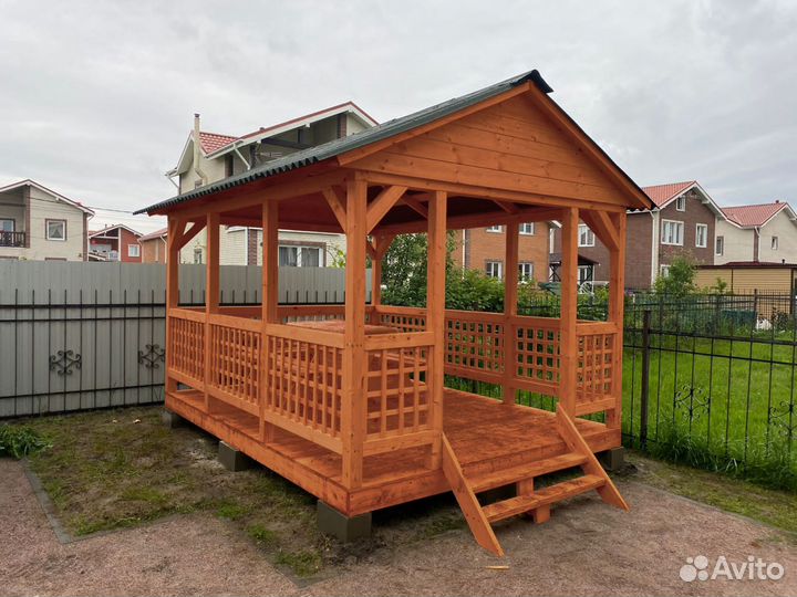 Беседка с мебелью