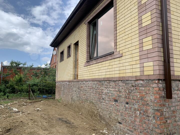 Дом 140 м² на участке 5 сот.