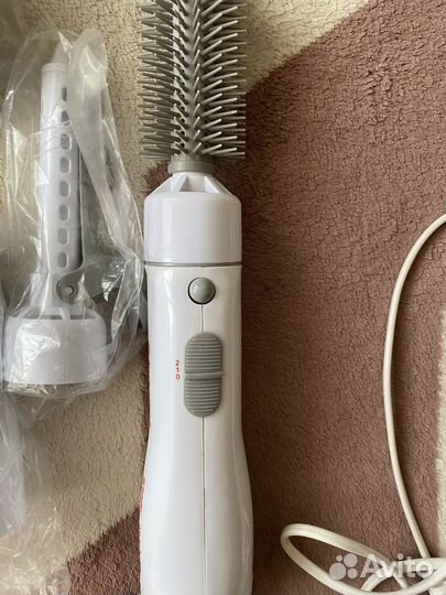 Щетка-фен с насадками