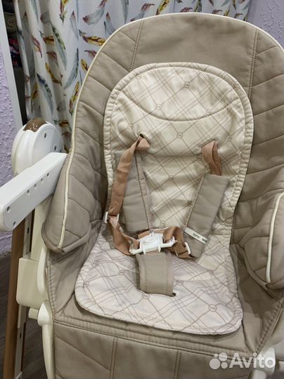 Стульчик для кормления happy baby berny v2