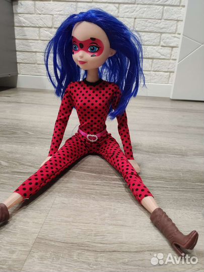 Кукла леди баг