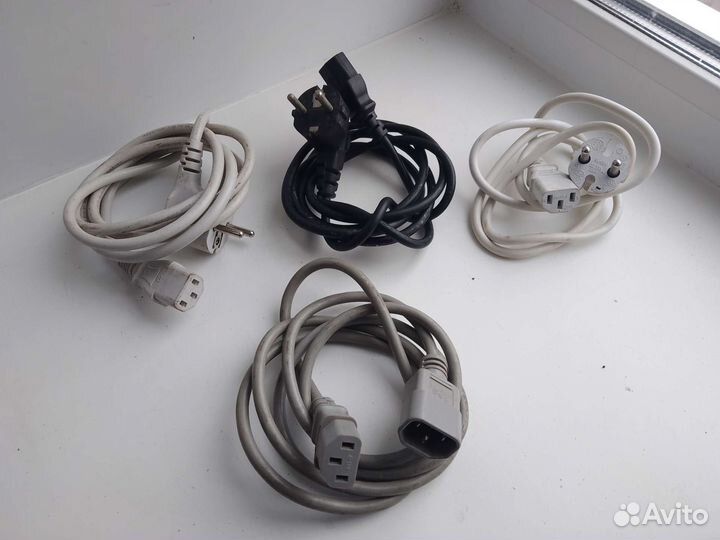 Кабель питания для компьютера