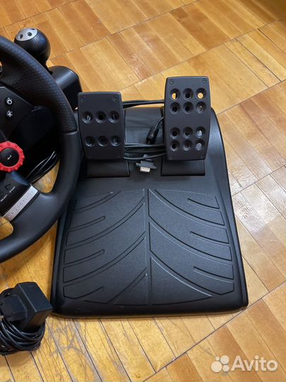 Logitech driving force gt игровой руль