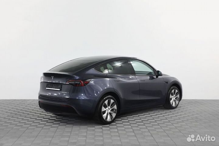 Tesla Model Y 345 л.с. AT, 2023, 15 км