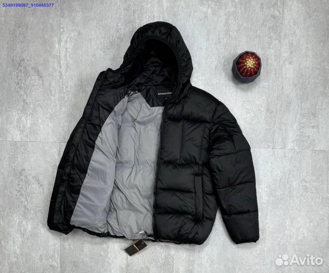 Зимняя элегантность: пуховик Armani