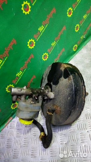 Вакуумный усилитель тормозов Nissan Sunny седан