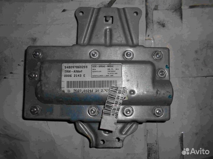 Подушка безопасности в переднюю дверь правая C208 A1708600405