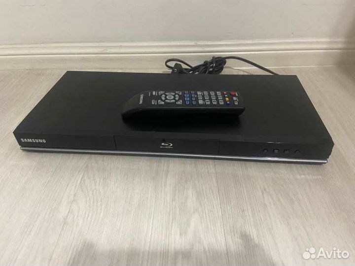 Blue ray проигрыватель Samsung BD-D 5100