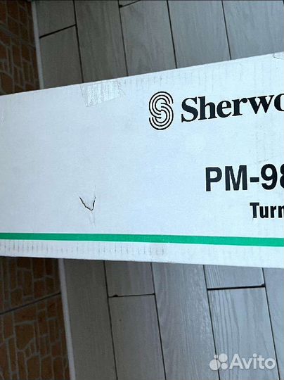 Виниловый проигрыватель