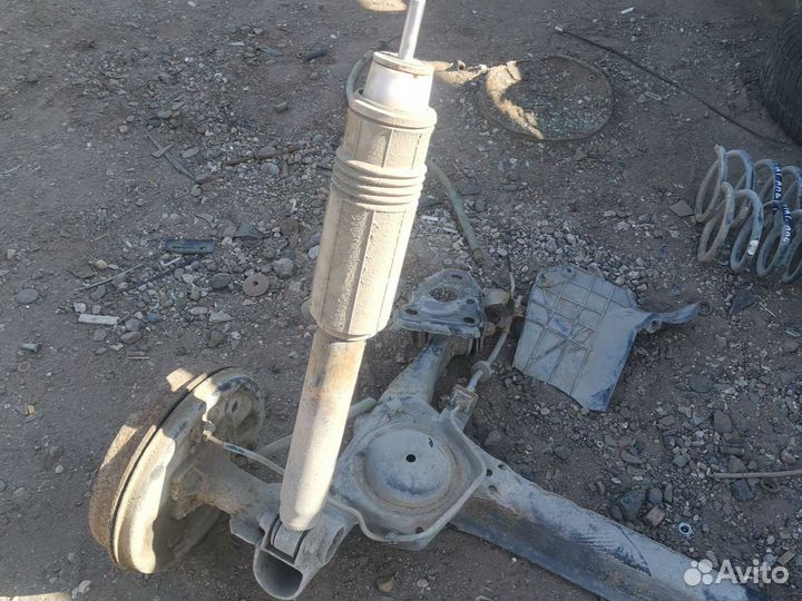 Задняя стойка (амортизатор) Fiat Albea