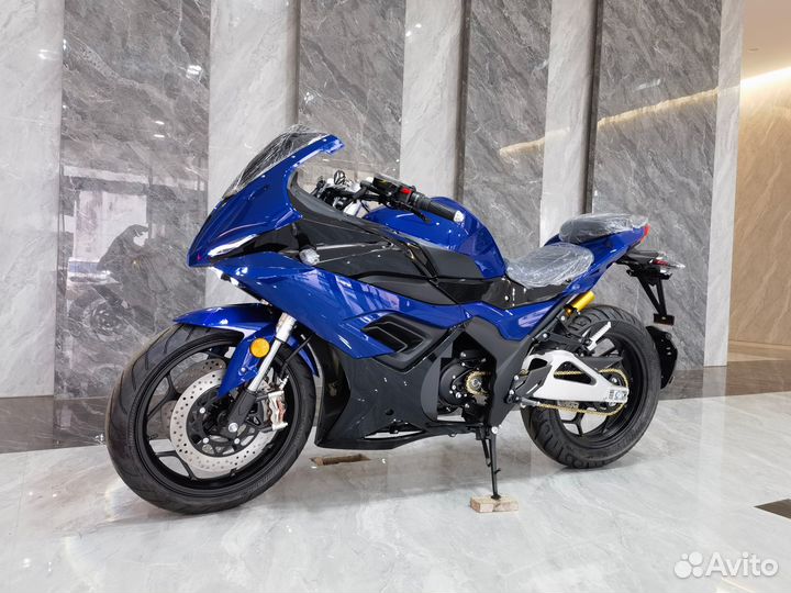 Электробайк BMW RR