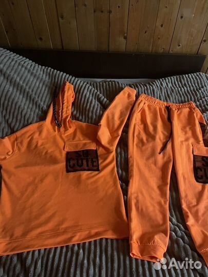 Спортивный костюм