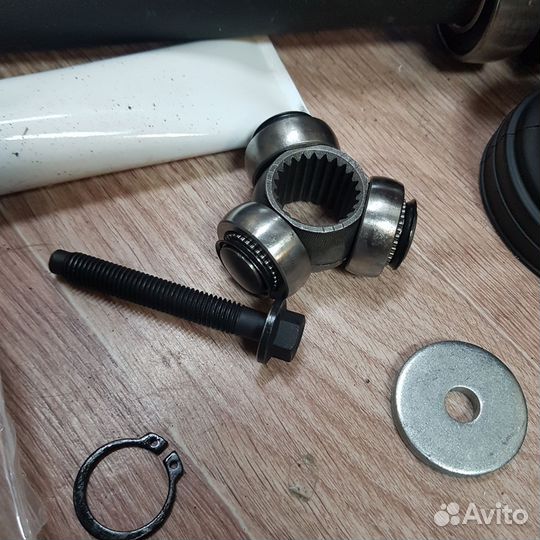 Шрус внутренний правый Ford Focus 2 1.8 МКПП