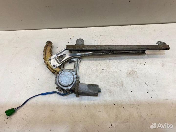 Мотор стеклоподъемника передний левый Subaru