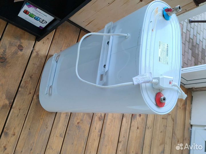 Бойлер водонагреватель накопительный 50л