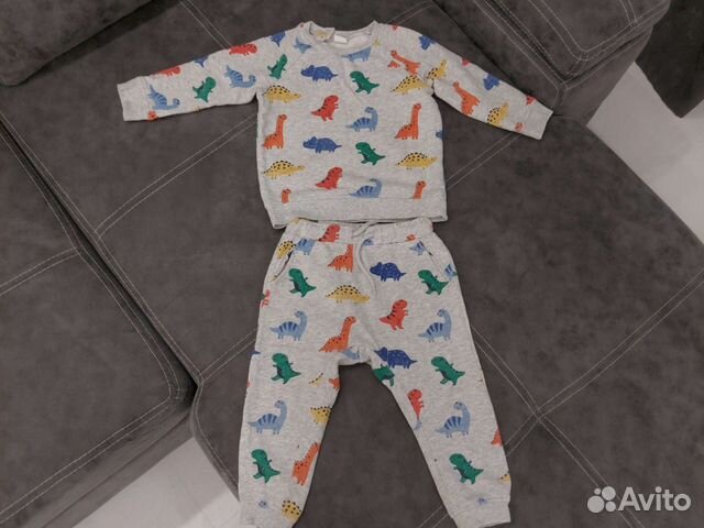 Костюм на мальчика 92