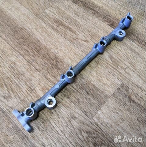 Топливная рампа Toyota Camry V40 2AZ-FE 2007