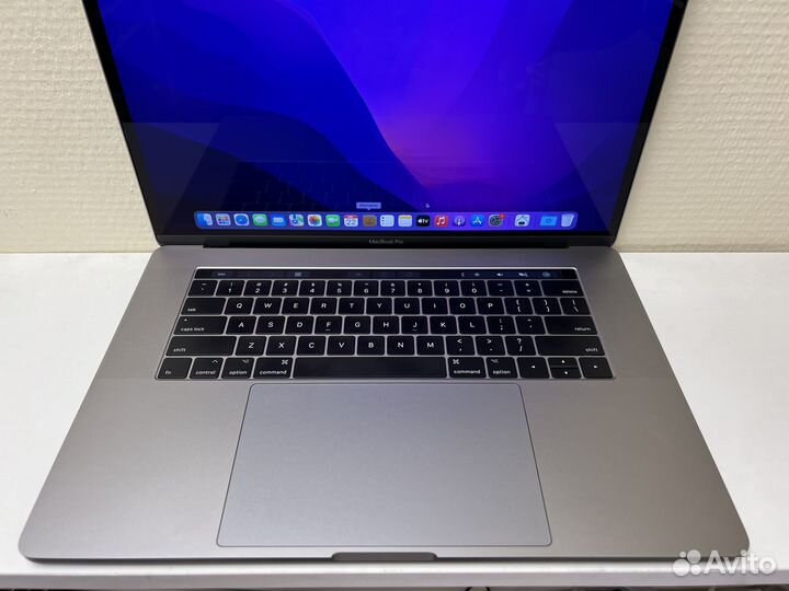 MacBook Pro 15 2017 i7/16/1tb/560-4gb