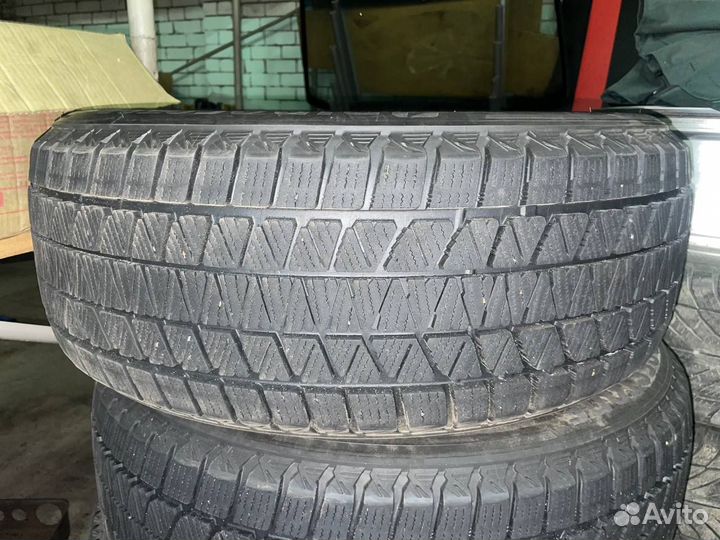 Bridgestone Blizzak DM-V3 235/55 R19