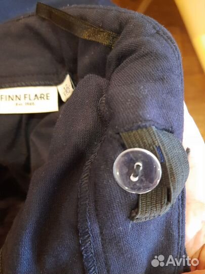 Школьная форма:Юбка +жилет темного- синего цвета