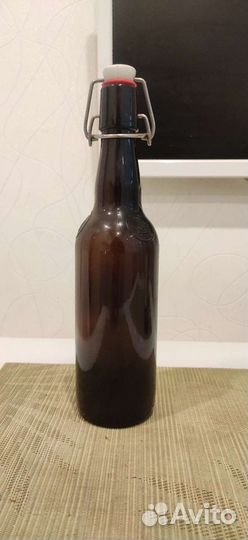 Бутылки с бугельной пробкой