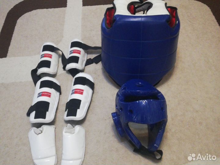 Защитное снаряжение для тхэквондо