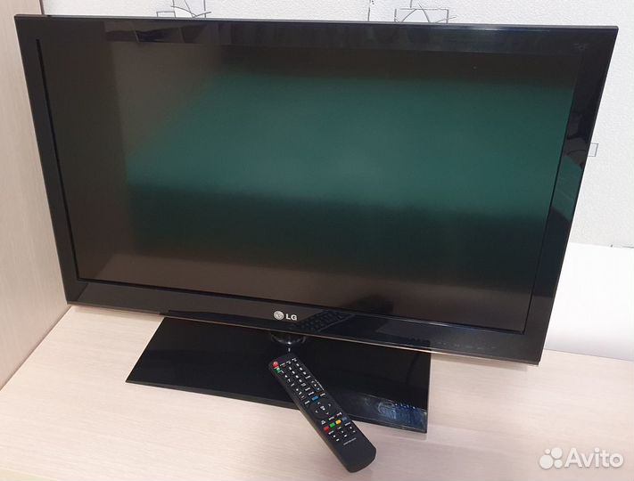 LED SMART телевизор LG 32LV3700 81 см