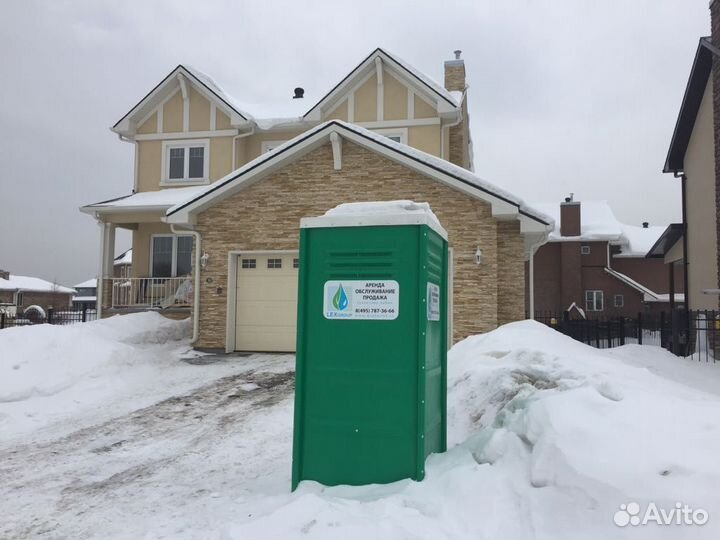 Туалетные кабины - биотуалеты с баком и без